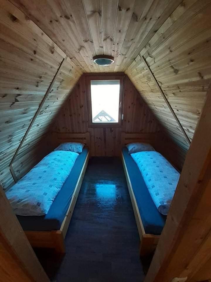 GyomaendrődBoglarka Horgasznyaralo别墅 外观 照片